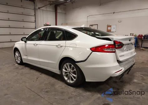 2019 Ford Fusion Hybrid Se из США, поврежденный, VIN 3FA6P0LU7KR261879